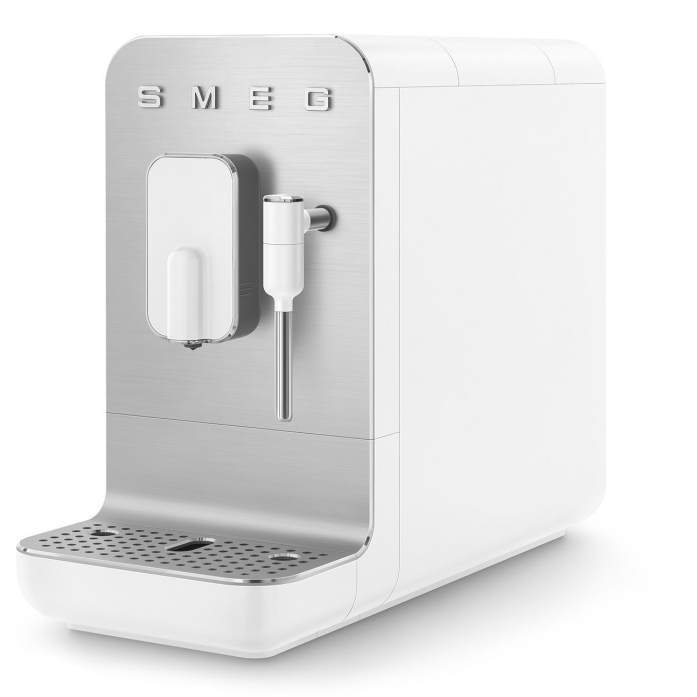 Кофемашина автоматическая Smeg BCC02WHMEU