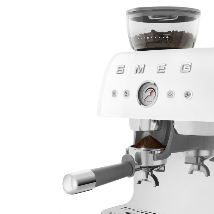 Кофемашина-эспрессо SMEG EGF03WHEU в магазине «На диване» в Москве  — Выгодная цена